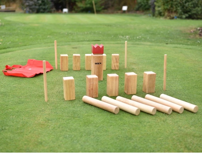 Kubb_game-1.jpg